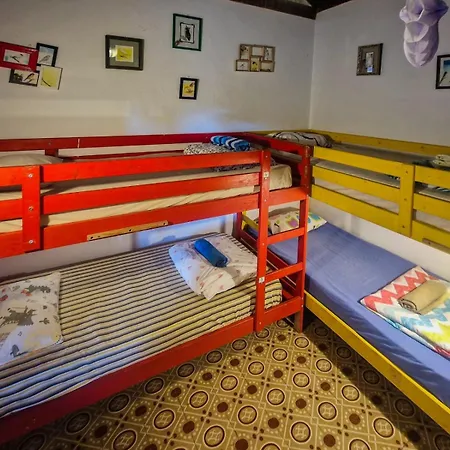 Camino Art House Δωμάτια σε οικογενειακή κατοικία Vega de San Mateo