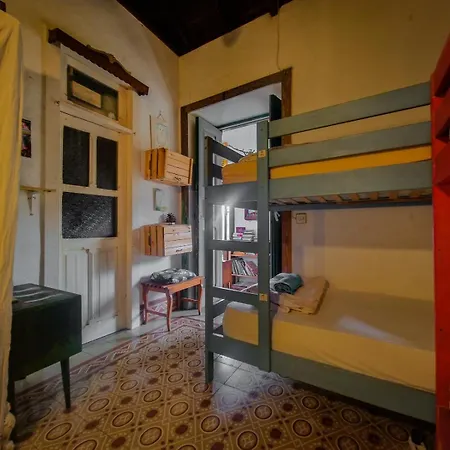 Camino Art House Δωμάτια σε οικογενειακή κατοικία Vega de San Mateo