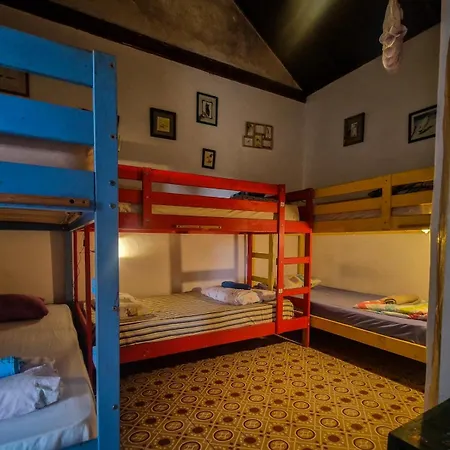 Camino Art House Δωμάτια σε οικογενειακή κατοικία