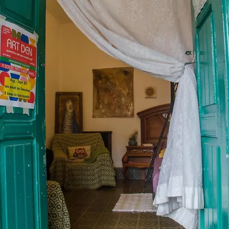 Camino Art House Δωμάτια σε οικογενειακή κατοικία *